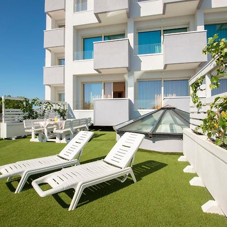 Hotel Residence Imperial Misano Adriatico Ngoại thất bức ảnh